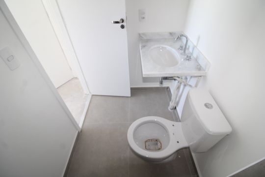 Banheiro 1 de apartamento para alugar com 2 quartos, 70m² em Parque Sao Domingos, São Paulo