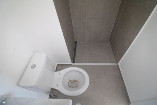Banheiro 1 de apartamento para alugar com 2 quartos, 70m² em Parque Sao Domingos, São Paulo