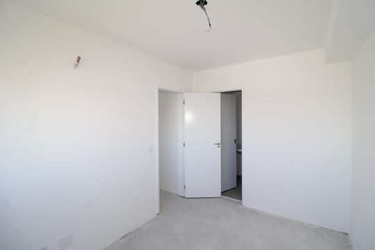 Quarto 2 de apartamento para alugar com 2 quartos, 70m² em Parque Sao Domingos, São Paulo