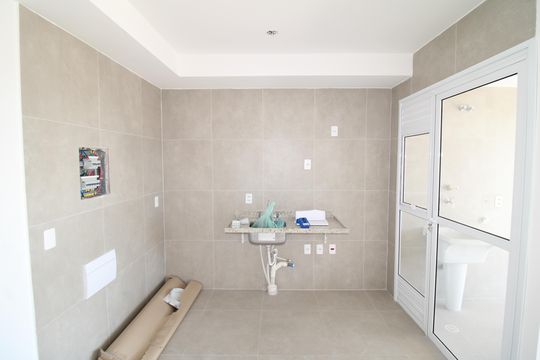 Sala / Cozinha de apartamento para alugar com 2 quartos, 70m² em Parque Sao Domingos, São Paulo