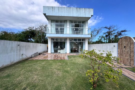 Área externa de casa de condomínio à venda com 3 quartos, 180m² em Vargem Grande, Rio de Janeiro