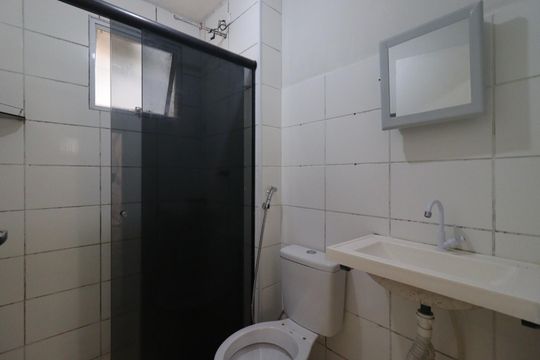 Banheiro de apartamento para alugar com 2 quartos, 42m² em (l-10), Ribeirão Preto