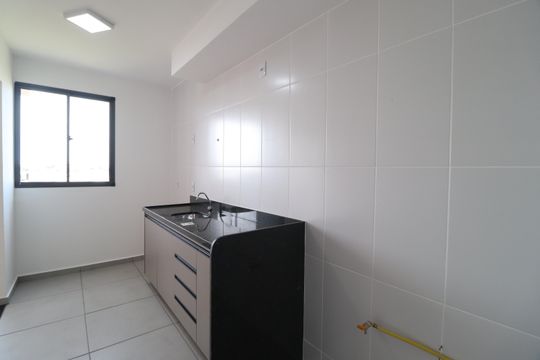 Cozinha de apartamento para alugar com 2 quartos, 59m² em Shopping Park, Uberlândia