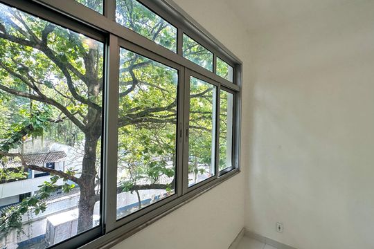 Apartamento à venda com 2 quartos, 65m² em Leblon, Rio de Janeiro