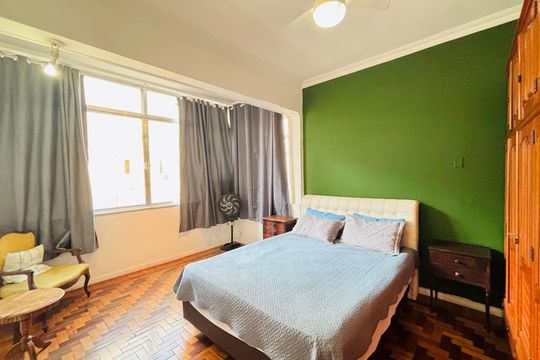 Apartamento à venda com 3 quartos, 160m² em Copacabana, Rio de Janeiro