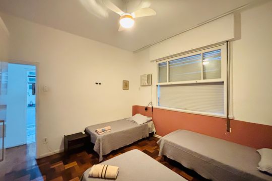 Apartamento à venda com 3 quartos, 160m² em Copacabana, Rio de Janeiro