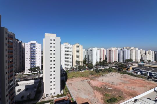 Vista da Sacada da Sala  de apartamento à venda com 3 quartos, 76m² em Planalto, São Bernardo do Campo