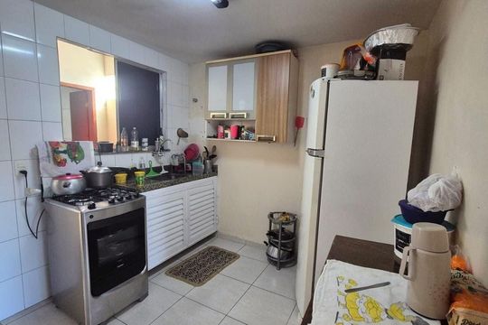 Cozinha de casa de condomínio para alugar com 2 quartos, 110m² em Vista Alegre, São Gonçalo