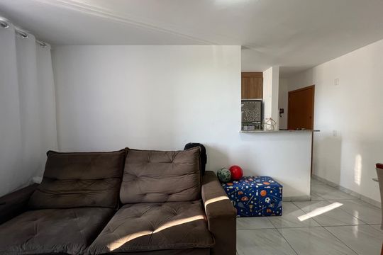 Sala de apartamento à venda com 2 quartos, 45m² em Cabral, Contagem