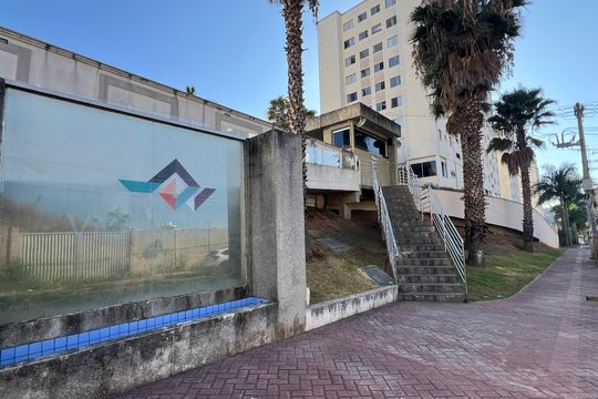 Fachada do Prédio de apartamento à venda com 2 quartos, 45m² em Cabral, Contagem