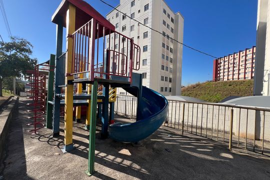 Área comum - Playground de apartamento à venda com 2 quartos, 45m² em Cabral, Contagem