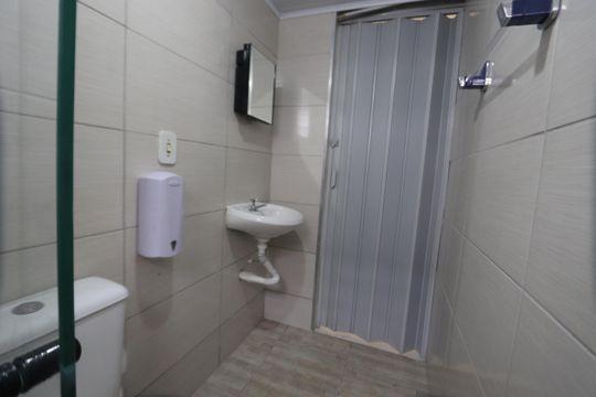 Banheiro de apartamento para alugar com 2 quartos, 45m² em Jardim Sapopemba, São Paulo