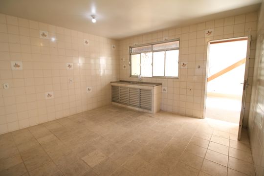 Casa para alugar com 3 quartos, 209m² em Taquara, Rio de Janeiro