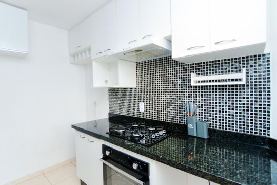 Cozinha de apartamento para alugar com 2 quartos, 48m² em Água Chata, Guarulhos