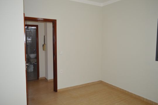 Quarto 2 de casa para alugar com 3 quartos, 180m² em Residencial E Comercial Palmares, Ribeirão Preto