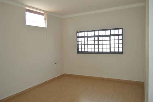 Sala de casa para alugar com 3 quartos, 180m² em Residencial E Comercial Palmares, Ribeirão Preto