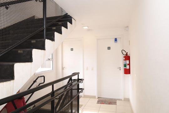 Área comum - Saguão do andar de apartamento para alugar com 2 quartos, 38m² em Colônia (zona Leste), São Paulo