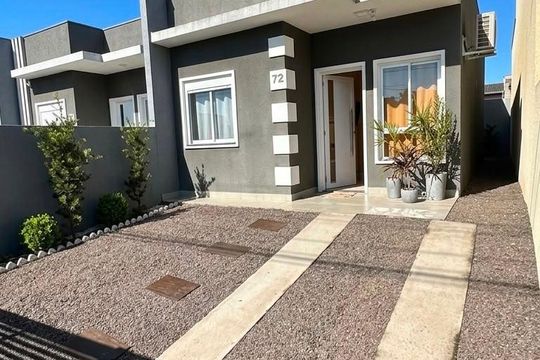 Área externa de casa à venda com 2 quartos, 50m² em Loteamento Parque Recreio, São Leopoldo
