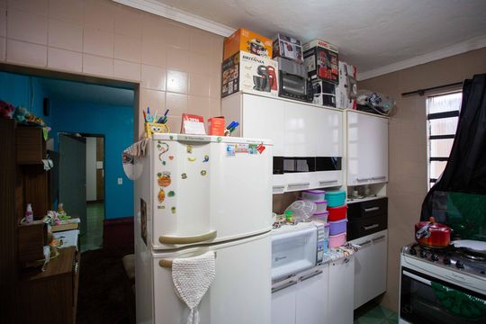 Cozinha de casa à venda com 4 quartos, 197m² em Casa Grande, Diadema