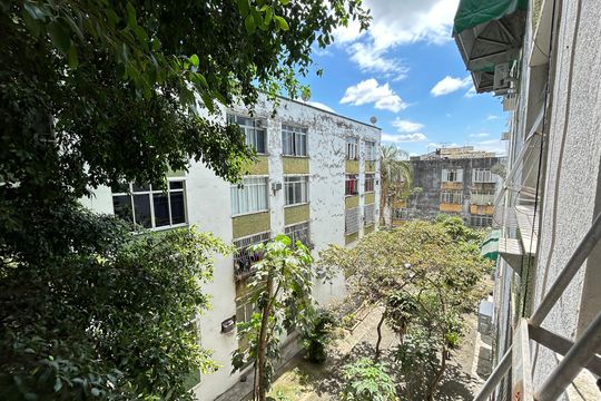 Vista da Sala de apartamento à venda com 2 quartos, 56m² em Jardim Sulacap, Rio de Janeiro