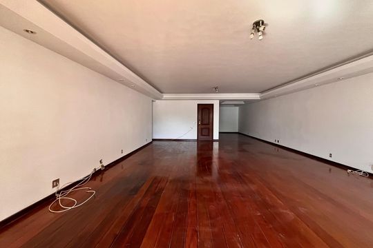 Sala  de apartamento para alugar com 3 quartos, 230m² em Copacabana, Rio de Janeiro