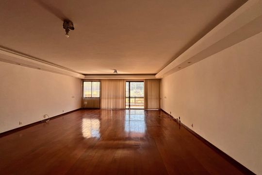 Apartamento para alugar com 3 quartos, 230m² em Copacabana, Rio de Janeiro