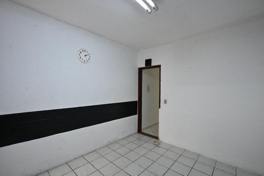 Cozinha de casa para alugar com 2 quartos, 80m² em Jardim Paris, São Paulo