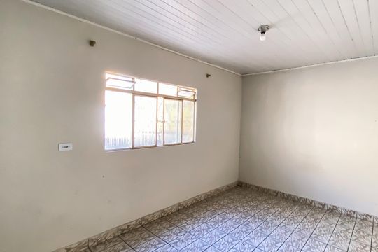 Casa à venda com 2 quartos, 252m² em Parque Paineiras, São Paulo
