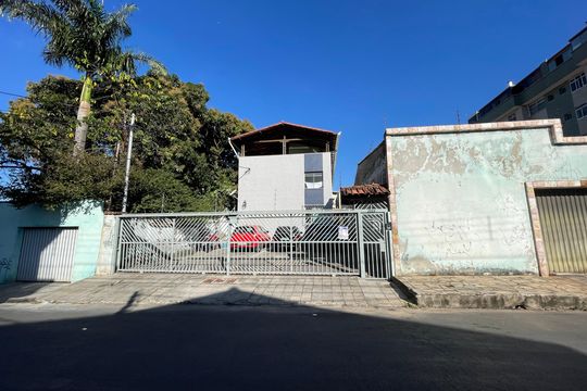  Placa instalada com o código LSVN-45 de apartamento à venda com 3 quartos, 120m² em Eldorado, Contagem