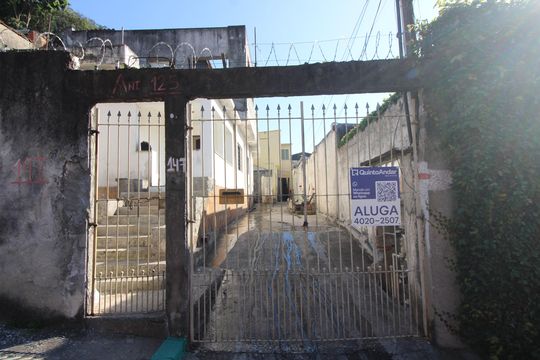 fachada de casa para alugar com 2 quartos, 88m² em Jardim Penha, São Paulo