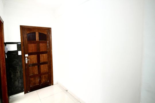 Corredor  de casa para alugar com 2 quartos, 40m² em Parque Cisper, São Paulo