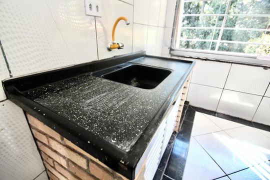 Cozinha  de casa para alugar com 2 quartos, 40m² em Parque Cisper, São Paulo