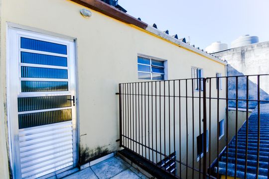 Entrada Social  de casa para alugar com 1 quarto, 42m² em Parque Continental Iii, Guarulhos