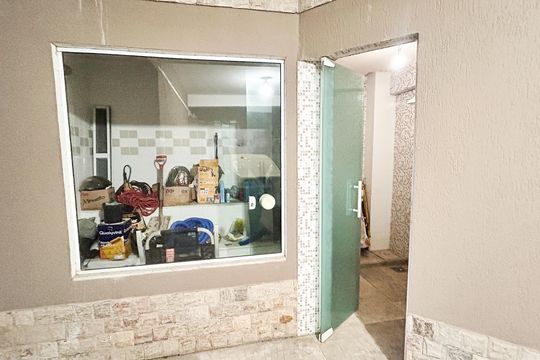 Casa para alugar com 5 quartos, 425m² em Extensão do Bosque, Rio das Ostras
