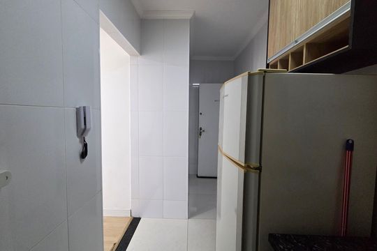 Cozinha de kitnet/studio para alugar com 1 quarto, 40m² em Nova Mirim, Praia Grande