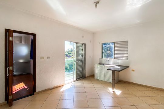 Sala/cozinha de casa de condomínio para alugar com 2 quartos, 45m² em Parque Cisper, São Paulo