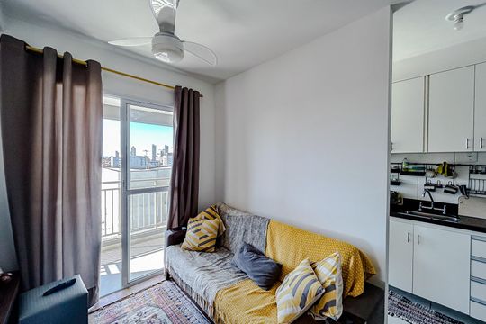 Sala de apartamento à venda com 2 quartos, 49m² em Vila Esperança, São Paulo