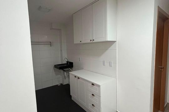 Cozinha de apartamento à venda com 2 quartos, 45m² em Jardim São Pedro de Viracopos, Campinas