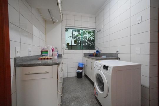 Área de Serviço de casa para alugar com 6 quartos, 315m² em Jurerê Internacional, Florianópolis