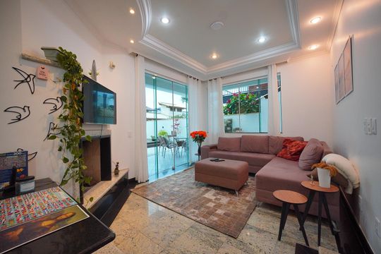 Casa para alugar com 6 quartos, 315m² em Jurerê Internacional, Florianópolis