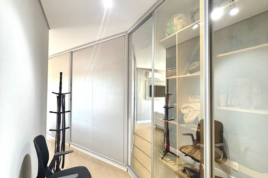 Apartamento à venda com 3 quartos, 129m² em Vila Anastácio, São Paulo
