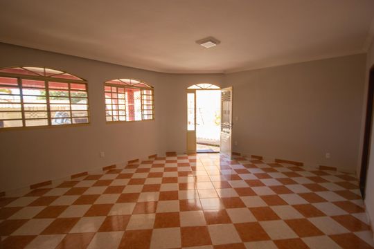 Casa para alugar com 2 quartos, 103m² em Setor Habitacional Vicente Pires, Brasília