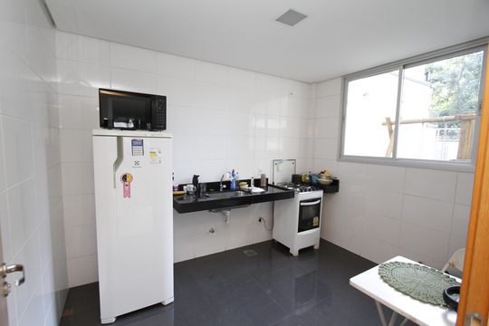 Área comum de apartamento à venda com 3 quartos, 220m² em Buritis, Belo Horizonte