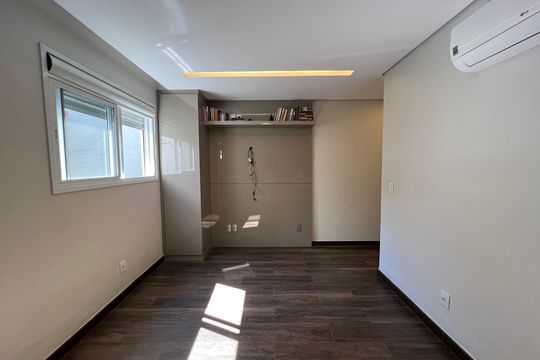 Quarto Suíte de casa à venda com 3 quartos, 180m² em Castelo, Belo Horizonte