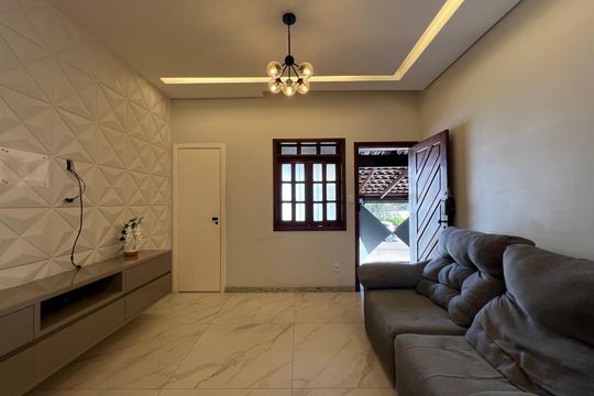 Sala de casa à venda com 3 quartos, 180m² em Castelo, Belo Horizonte