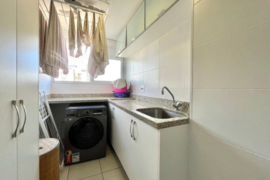 Área de Serviço de apartamento para alugar com 3 quartos, 97m² em Chácara Inglesa, São Paulo