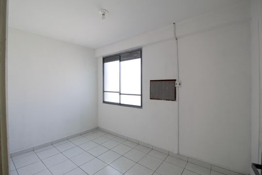 Quarto 1 de apartamento para alugar com 2 quartos, 50m² em Taquara, Rio de Janeiro