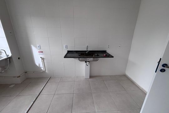 Cozinha de apartamento para alugar com 2 quartos, 55m² em Recreio dos Bandeirantes, Rio de Janeiro