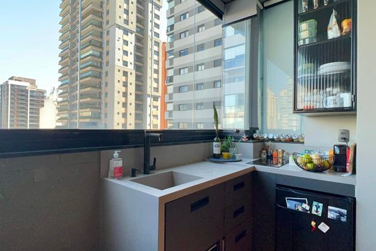 Cozinha de kitnet/studio à venda com 1 quarto, 31m² em Pinheiros, São Paulo