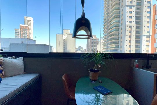 Varanda de kitnet/studio à venda com 1 quarto, 31m² em Pinheiros, São Paulo